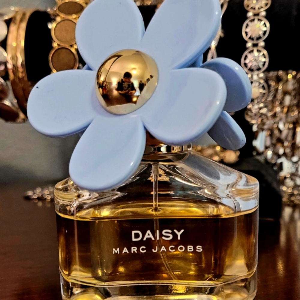 Marc Jacobs Daisy